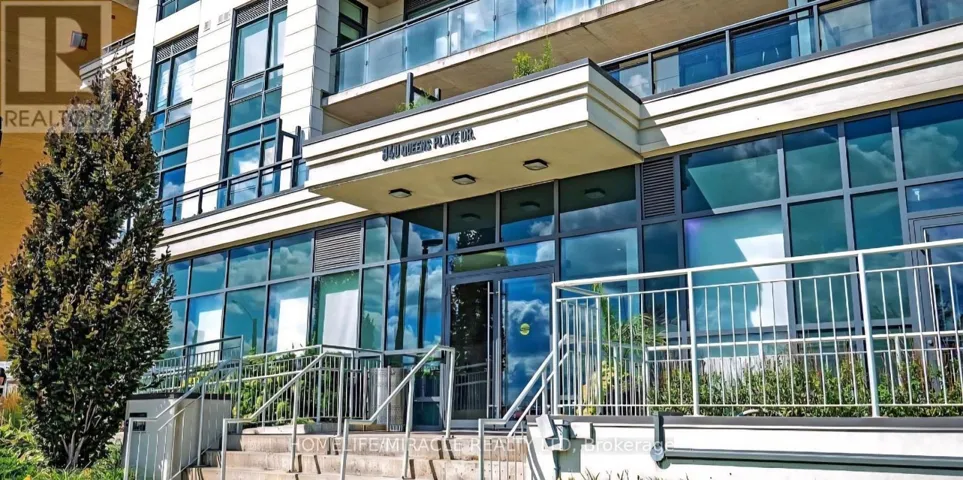 10 - 840 QUEENS PLATE DRIVE, Toronto (West Humber-Clairville), Ontario M9W6Z3
