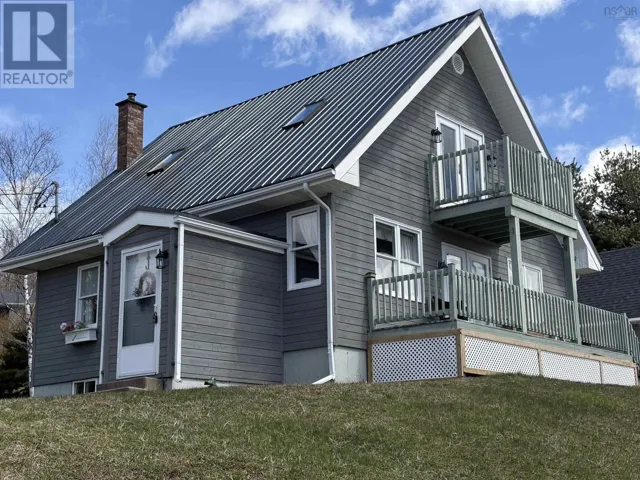 10 Egerton Street, Trenton, Nova Scotia B0K1X0