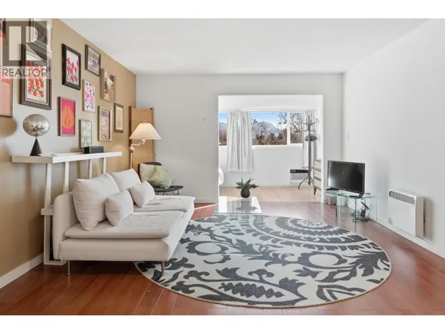1685 Ufton Court Unit# 310, Kelowna, British Columbia V1Y8G7