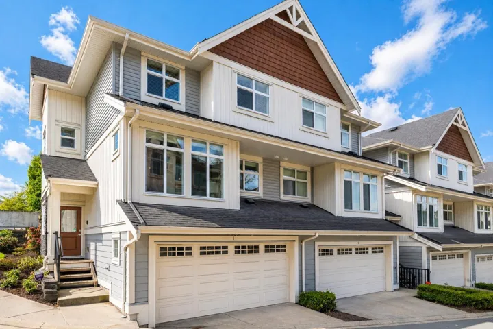 1 7198 179 STREET, Surrey, British Columbia V3S8C5