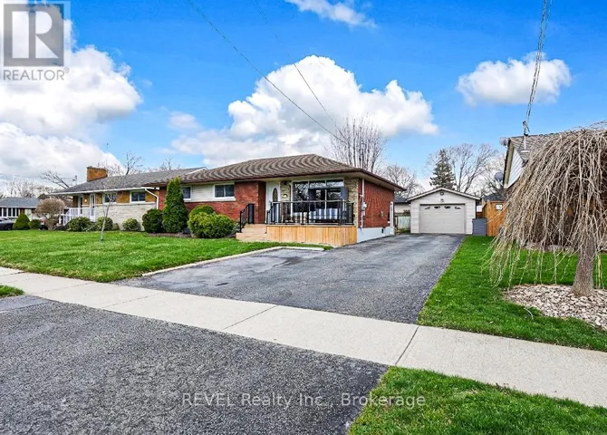 24 GROSVENOR STREET S, St. Catharines (Bunting/Linwell), Ontario L2M3E2