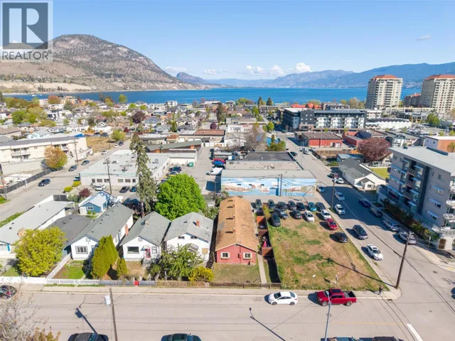 329 Nanaimo Avenue W, Penticton, British Columbia V2A1N8