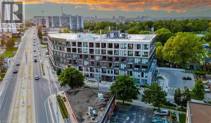 690 KING Street W Unit# 112, Kitchener, Ontario N2G0B9