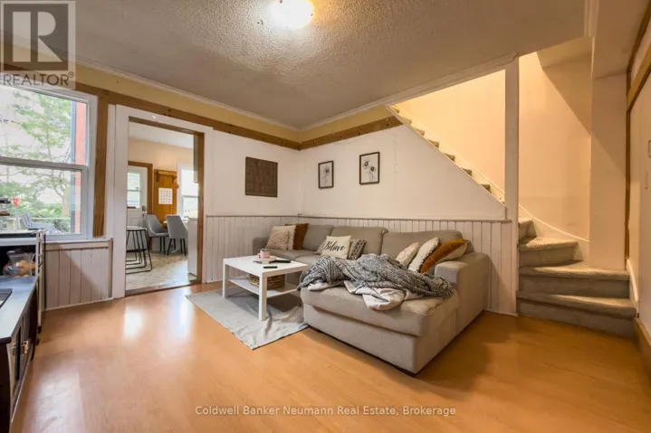71 SUFFOLK STREET W, Guelph (Downtown), Ontario N1H2J1