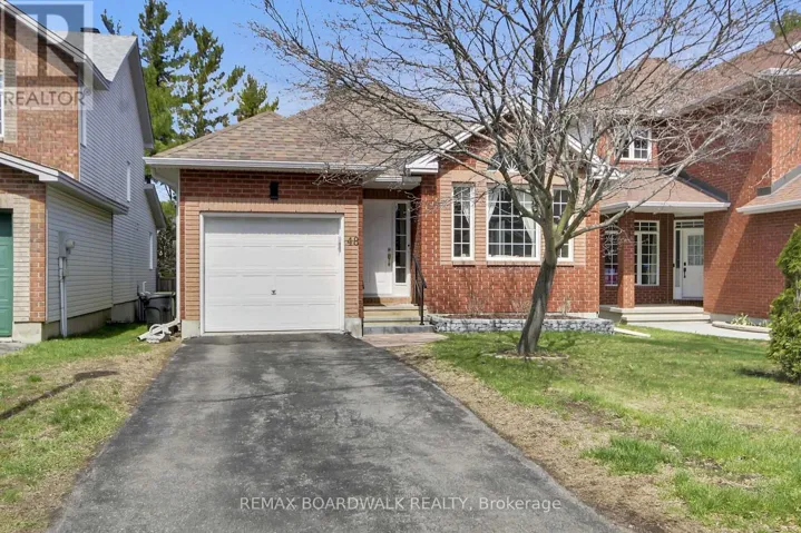 48 MARICONA WAY, Ottawa, Ontario K2T1H2