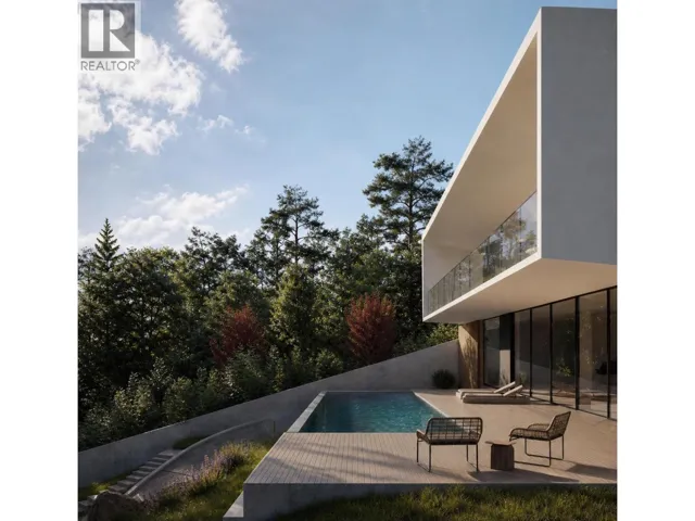 705 ST. ANDREWS ROAD, West Vancouver, British Columbia V7S2R9