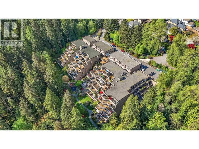 207 1500 OSTLER COURT, North Vancouver, British Columbia V7G2S2