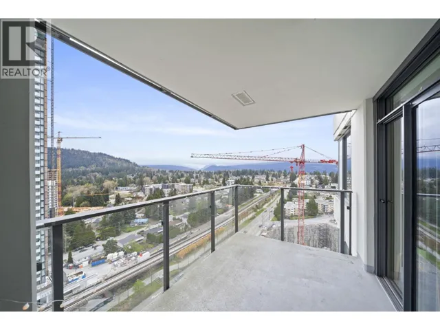 602 COMO LAKE AVENUE, Coquitlam, British Columbia V3J0G3