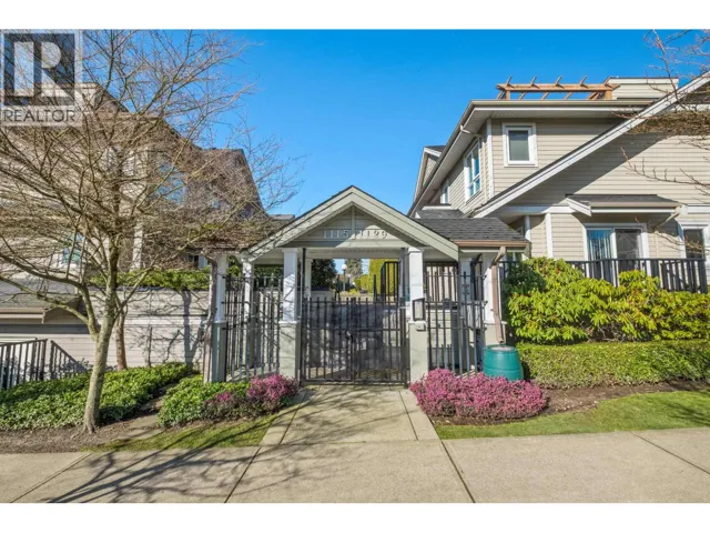 1127 ST. ANDREWS AVENUE, North Vancouver, British Columbia V7L0A6