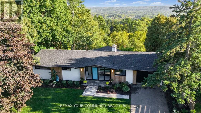 50 OAK AVENUE, Hamilton (Greensville), Ontario L9H4Y9