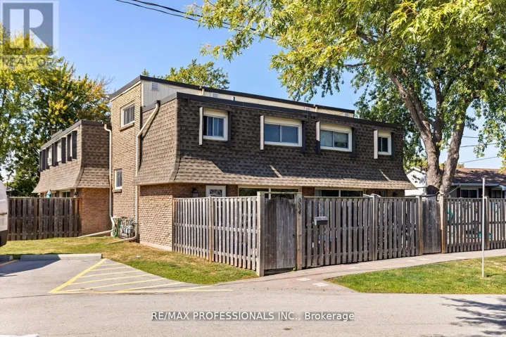 304 - 5 VIKING COURT, Grimsby (Grimsby Beach), Ontario L3M3T8