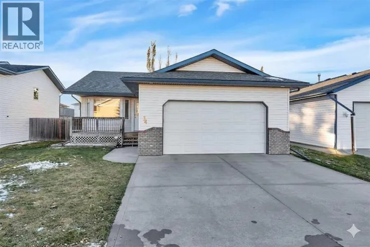 34 Lund Close, Red Deer, Alberta T4N1V1