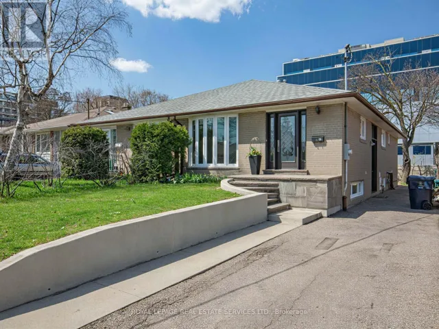 44 CARACAS ROAD, Toronto (Bayview Village), Ontario M2K1A9