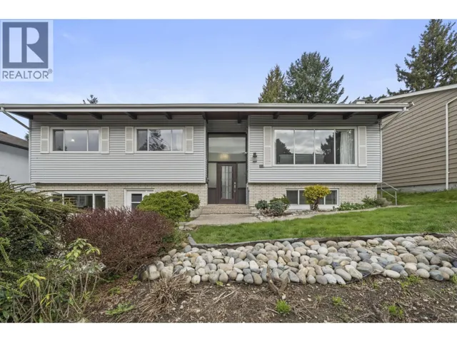 39 MOTT CRESCENT, New Westminster, British Columbia V3L4L8