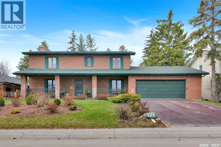 223 Whiteswan DRIVE, Saskatoon, Saskatchewan S7K4M6