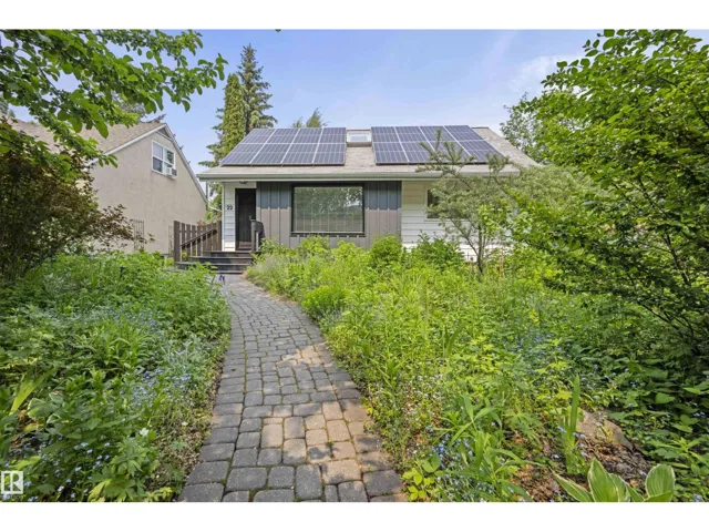 11622 76 AV NW, Edmonton, Alberta T6G0K8