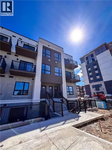 Q13 - 25 PALACE STREET, Kitchener, Ontario N2E3M6