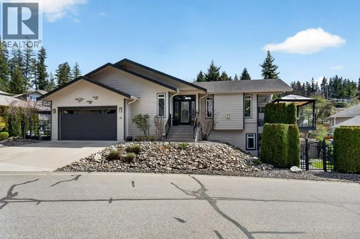 1581 20 Street NE Unit# 18, Salmon Arm, British Columbia V1E0A7