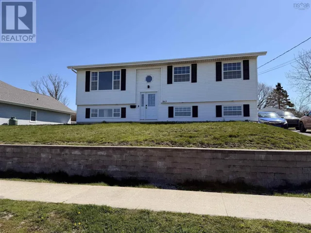 563 Brunswick Street, Yarmouth, Nova Scotia B5A4S5