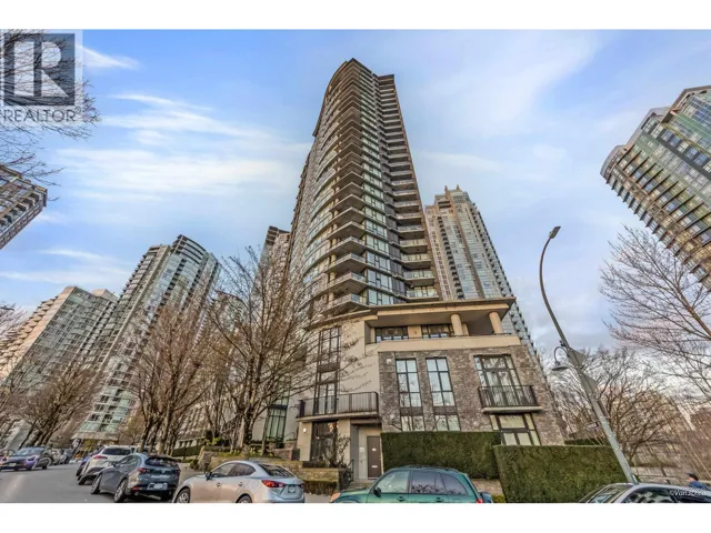 606 455 BEACH CRESCENT, Vancouver, British Columbia V6Z3E5