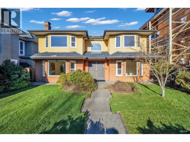 2445 W 19TH AVENUE, Vancouver, British Columbia V6L1C8