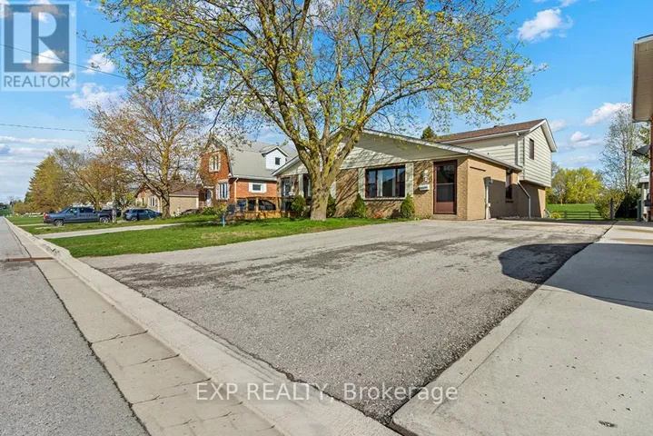 704 11TH STREET, Hanover, Ontario N4N3J4