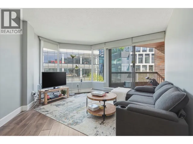 407 950 DRAKE STREET, Vancouver, British Columbia V6Z2B9