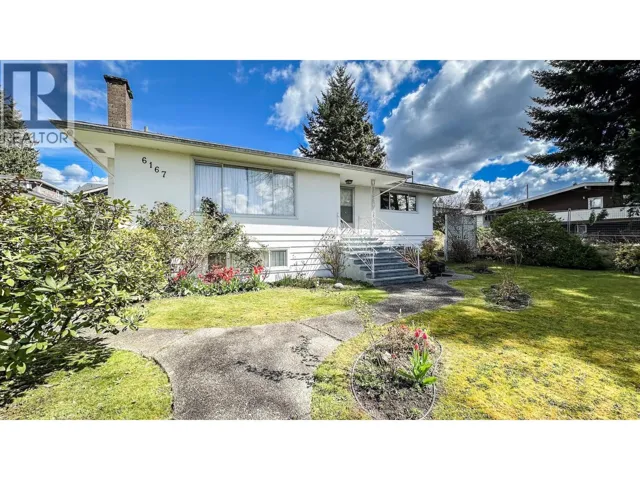 6167 BROADWAY, Burnaby, British Columbia V5B2Y3