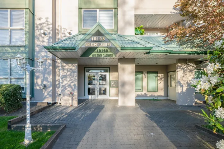 313 10128 132 STREET, Surrey, British Columbia V3T3T5