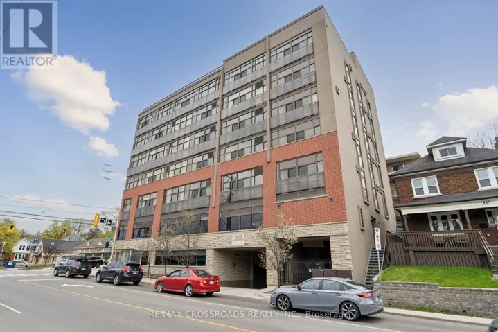201 - 427 ABERDEEN AVENUE, Hamilton (Kirkendall), Ontario L8P2S4