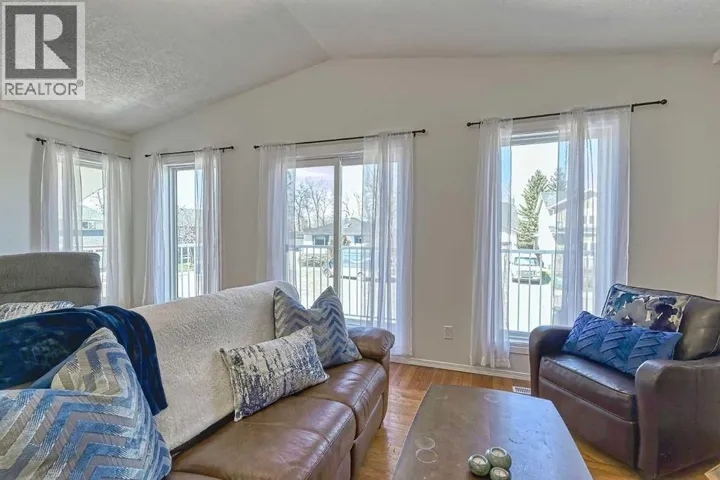 417 2 Avenue NW, Diamond Valley, Alberta T0L0H0