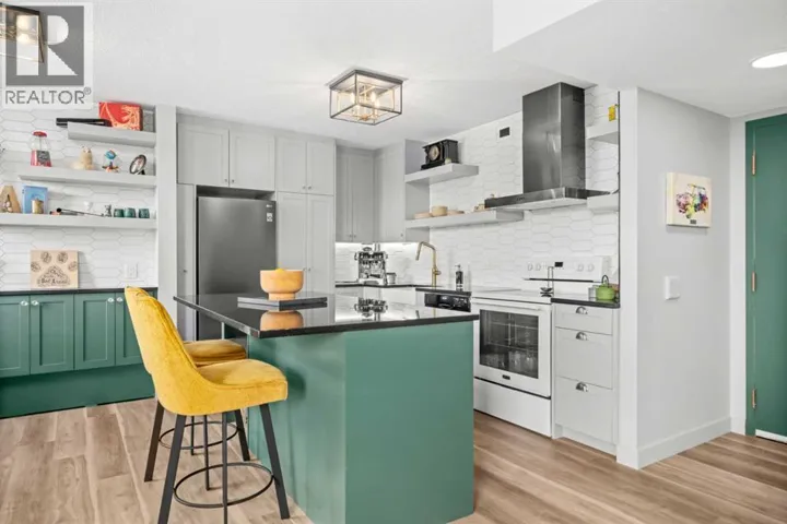 704, 1202 13 Avenue SW, Calgary, Alberta T3C0T1