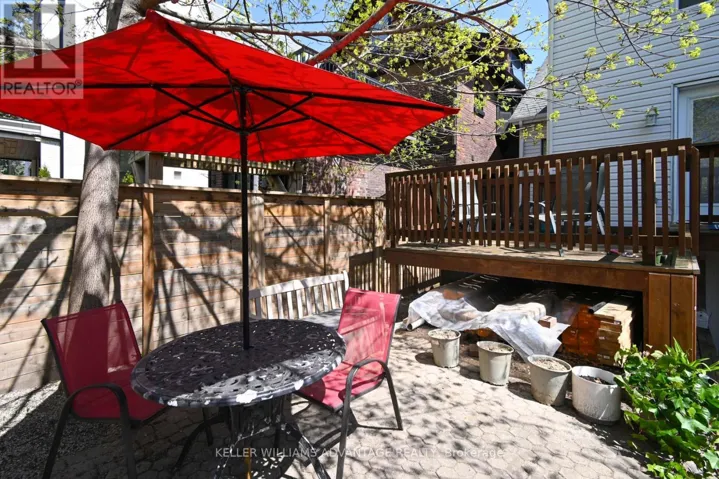BACK LOWER - 132 HAMMERSMITH AVENUE, Toronto (The Beaches), Ontario M4E2W6