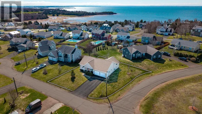 2 Somerset Place, Stratford, Prince Edward Island C1B0A9