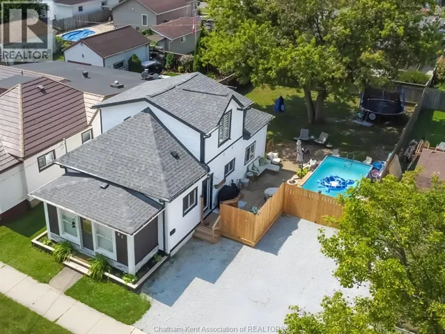 81 SANDYS STREET, Chatham, Ontario N7L3P5