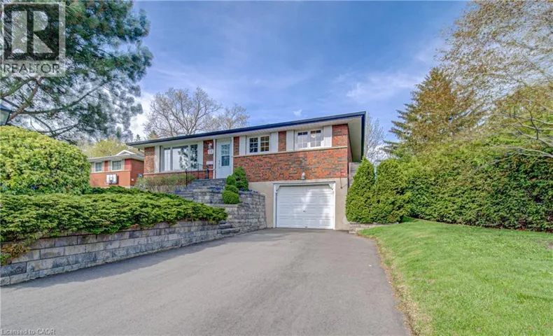 16 CENTENNIAL Crescent, New Hamburg, Ontario N3A1K9