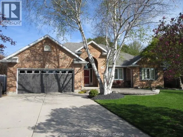 8 CHRISTINA PLACE, Chatham, Ontario N7L5K4
