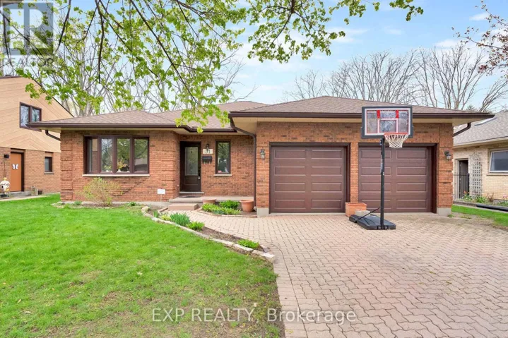 31 MOFFAT CRESCENT, London East (East H), Ontario N5W5X2