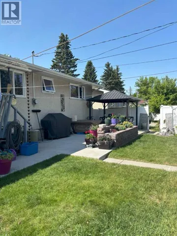 4924 40 Avenue NW, Calgary, Alberta T3A2P1