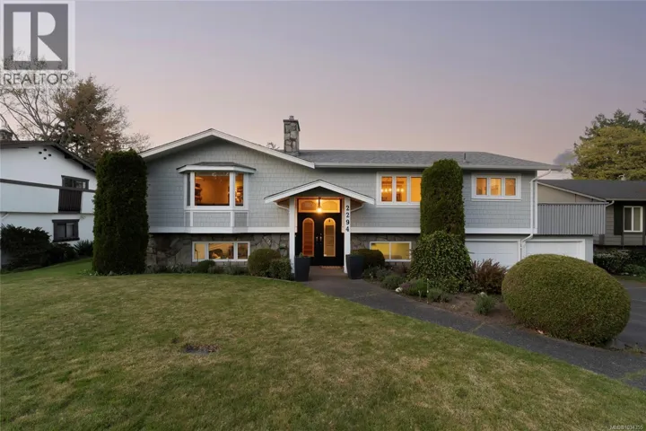 2294 Greenlands Rd, Saanich, British Columbia V8N4T4