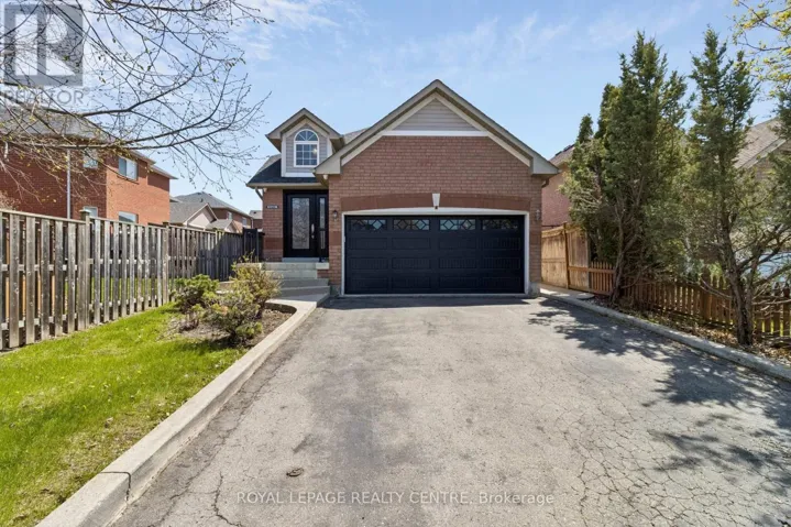 50 LAWLOR COURT, Brampton (Snelgrove), Ontario L7A2J9
