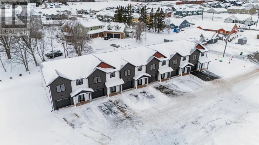 5 Anne Avenue, Charlottetown, Prince Edward Island C1C0X1