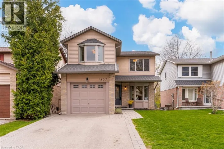 1527 RILEY Avenue, Burlington, Ontario L7M3C3