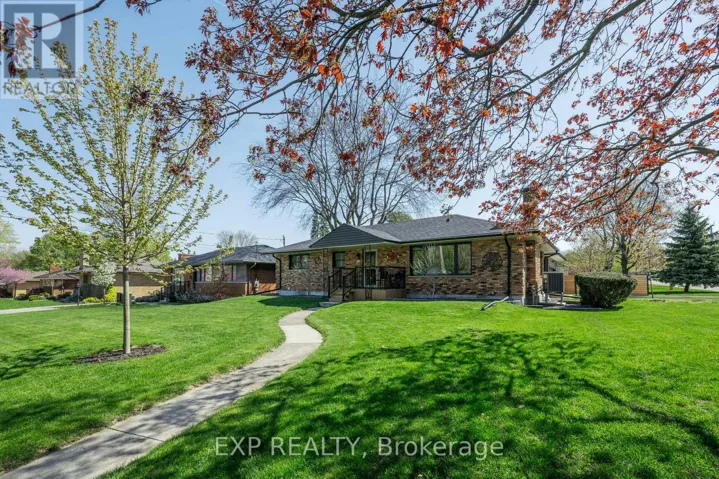 490 BLAKE STREET, London South (South K), Ontario N6K2N8