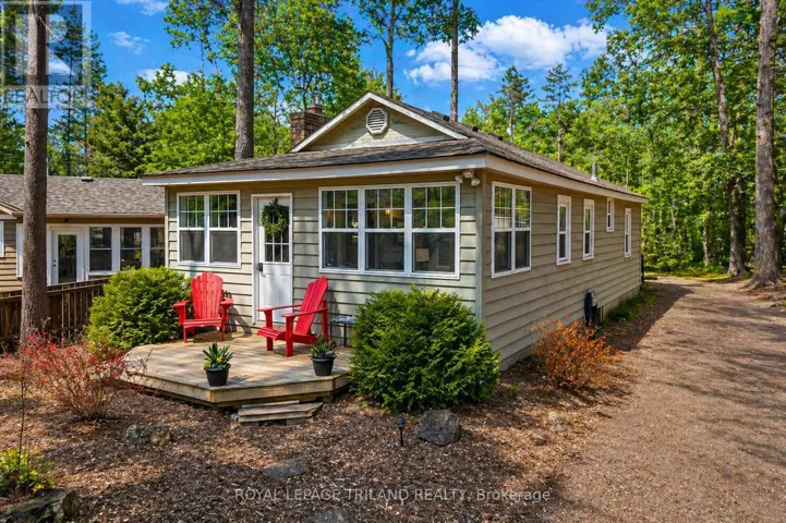 10264 BEACH O PINES ROAD, Lambton Shores (Grand Bend), Ontario N0M1T0