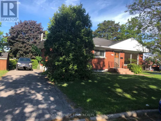 2 - 1627 CHAUCER AVENUE, Ottawa, Ontario K1G0R7