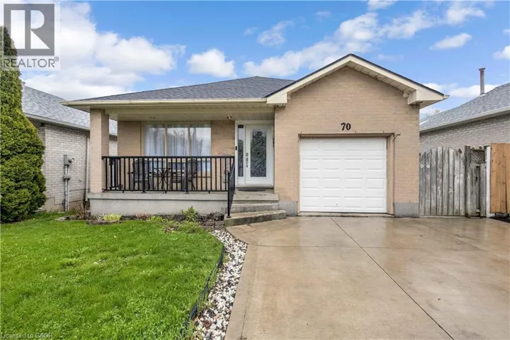 70 OSSINGTON Drive, Hamilton, Ontario L8W3S4