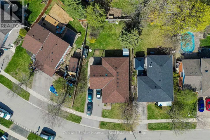 UPPER - 37 DUNHILL CRESCENT, Guelph (Willow West/Sugarbush/West Acres), Ontario N1H7Z7