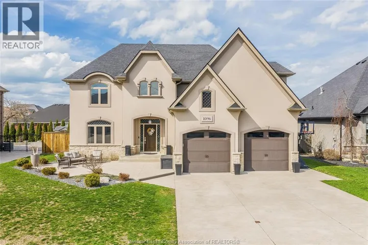 1096 CHARLOTTE CRESCENT, Lakeshore, Ontario N8L0X8