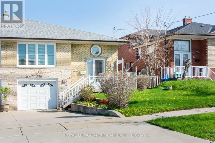 44 FALLINGDALE CRESCENT, Toronto (York University Heights), Ontario M3J1C5